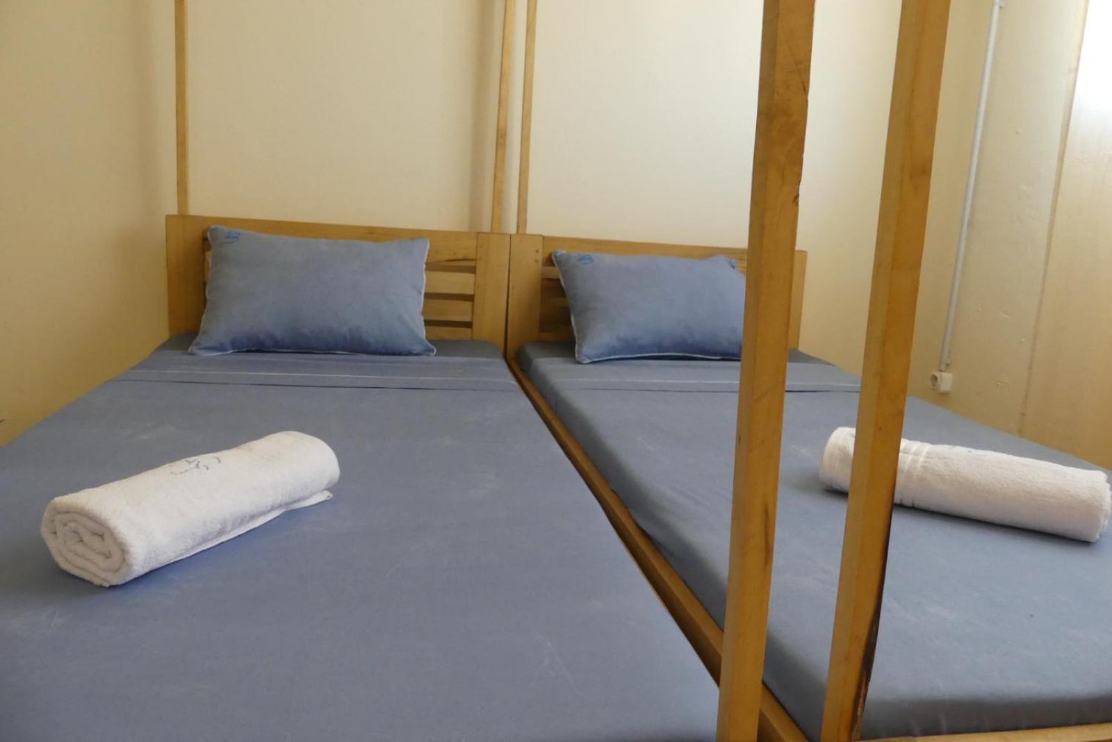 Antsiranana Centre Lucien Botovasoa Bed & Breakfast エクステリア 写真